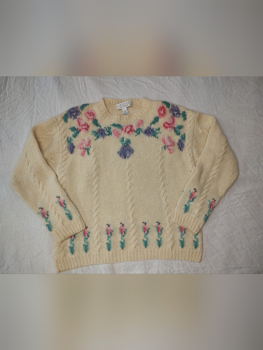 Cambridge Dry Goods Small 100% Wool Vintage Floral Cable Knit Sweater - Cream